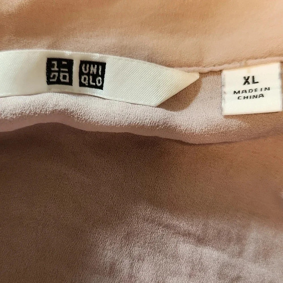Uniqlo taupe button down top - Picture 13 of 14